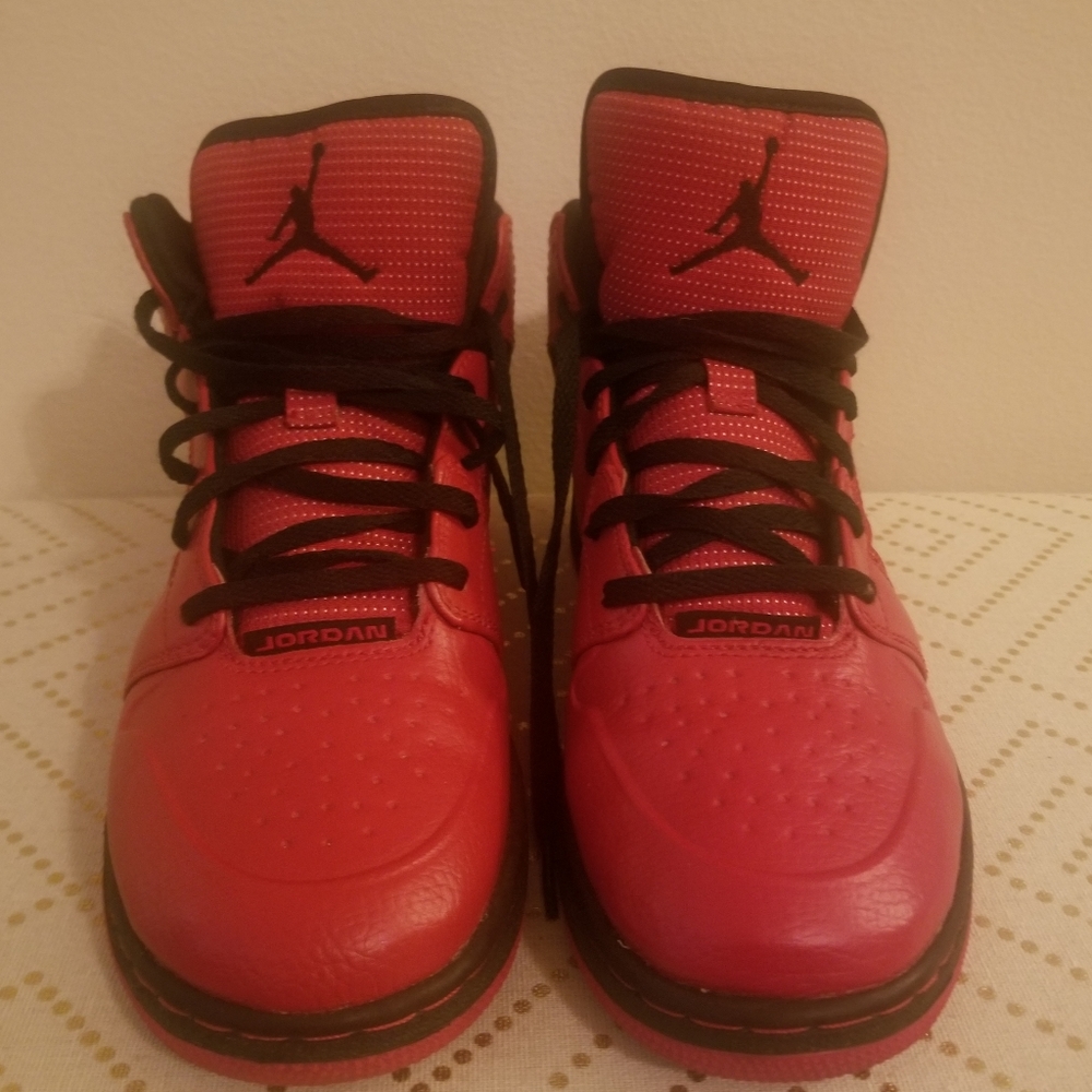 Jordans - aj1 mid